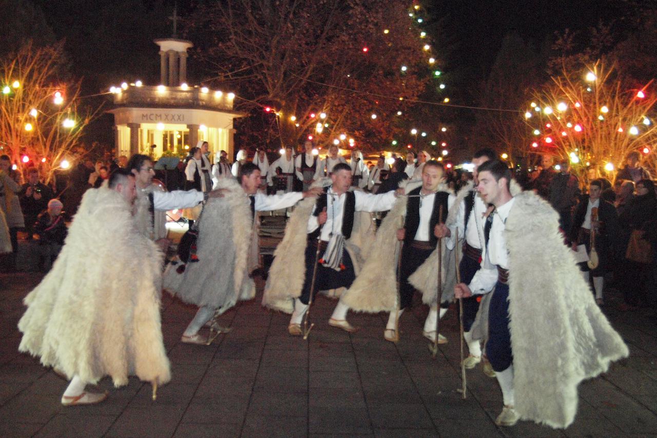 Folklorna skupina Šurmanci. Medjugorje, 14.12.2015.Snimio:Marijan Sivrić