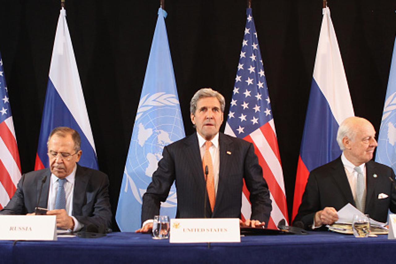 John Kerry, Sergej Lavrov i Staffan de Mistura