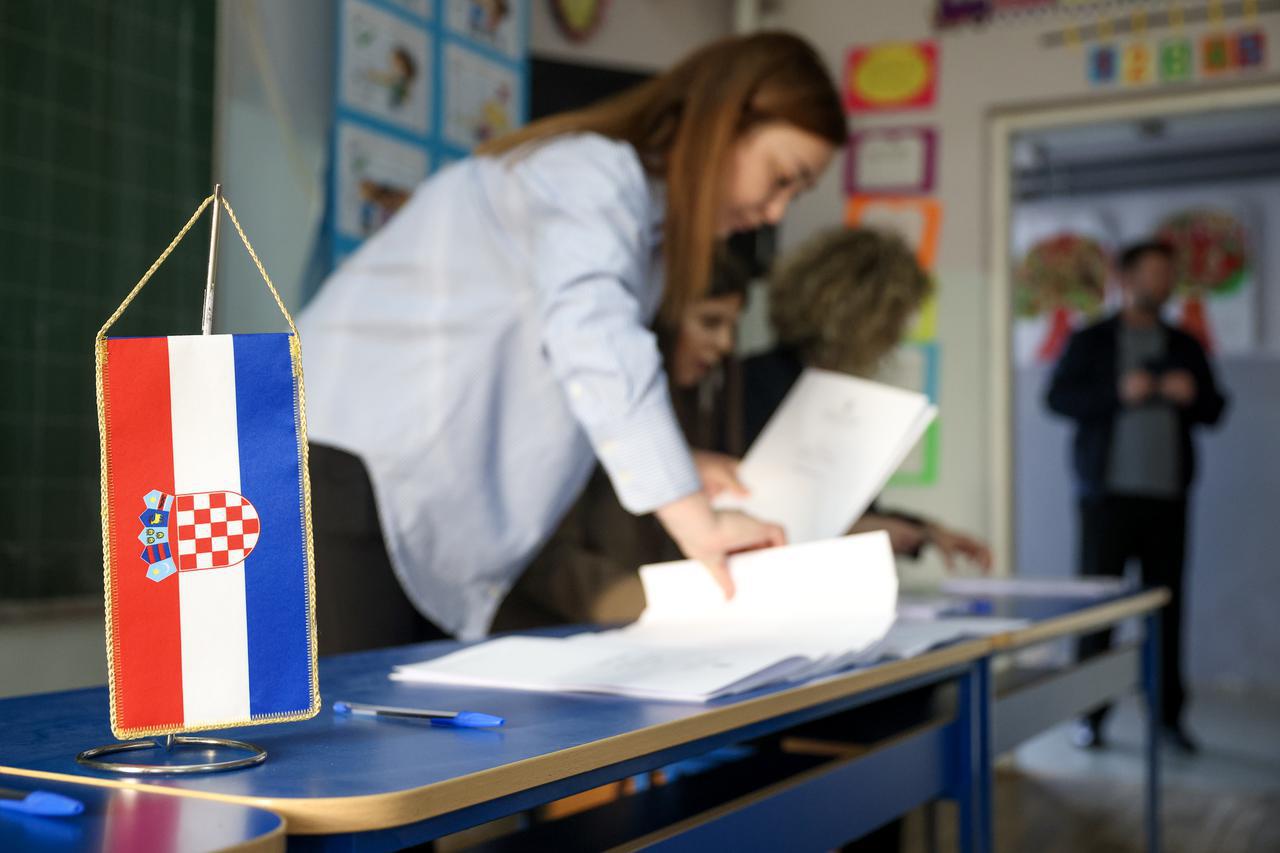 izbori u Hrvatskoj, glasovanje u bih