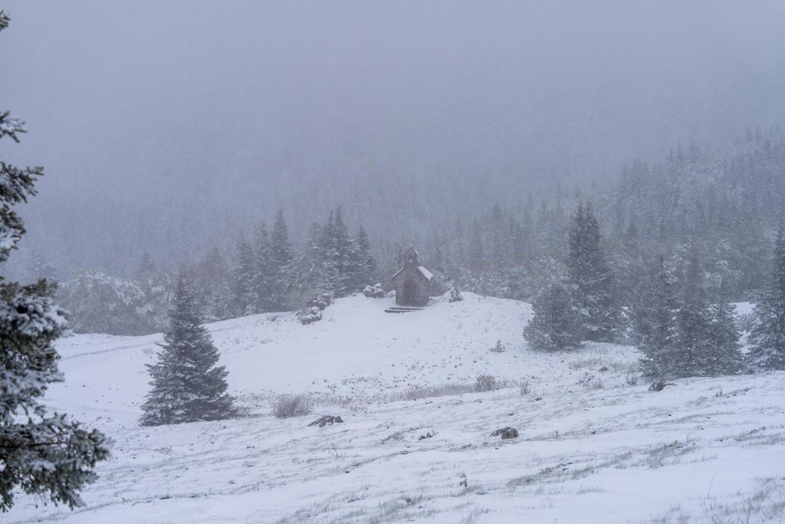 Mnogi krajem svibnja razmišljaju o odlasku na more, no ljubitelji zime još bi mogli uživati. 