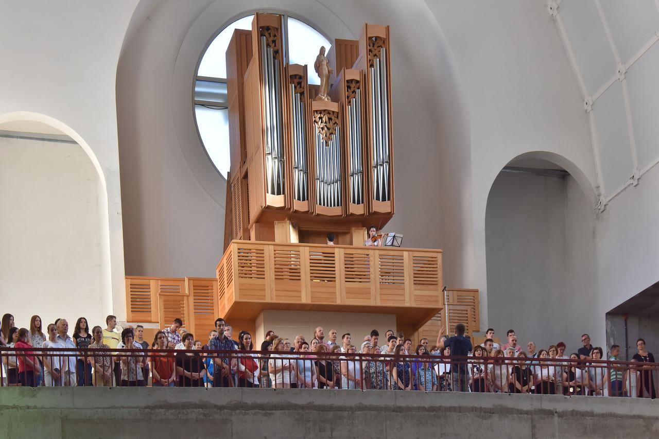 BiH,29.06.16.Mostar,Franjevacka crkva u Mostaru,,  Obljetnica crkve i otvaranje izlozbe, Photo:Stojan Lasic