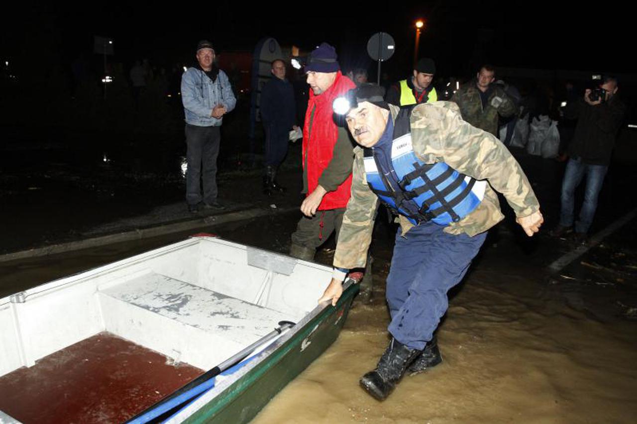 poplava, pušćine (1)