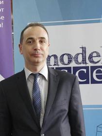 Dr. Dmmitry Iordanidi