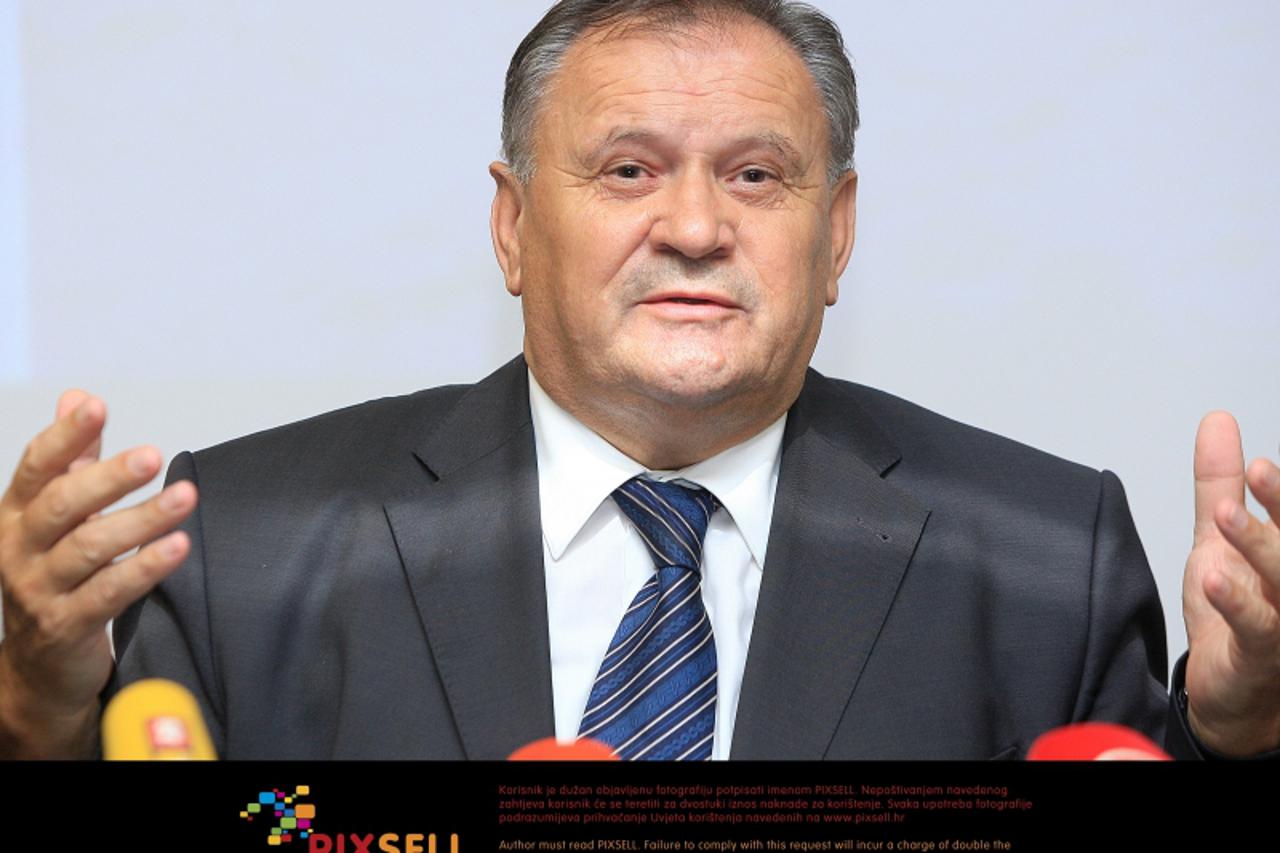 \'husaric_PXL_unu_080411\'