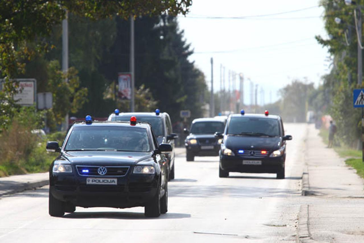policijska pratnja