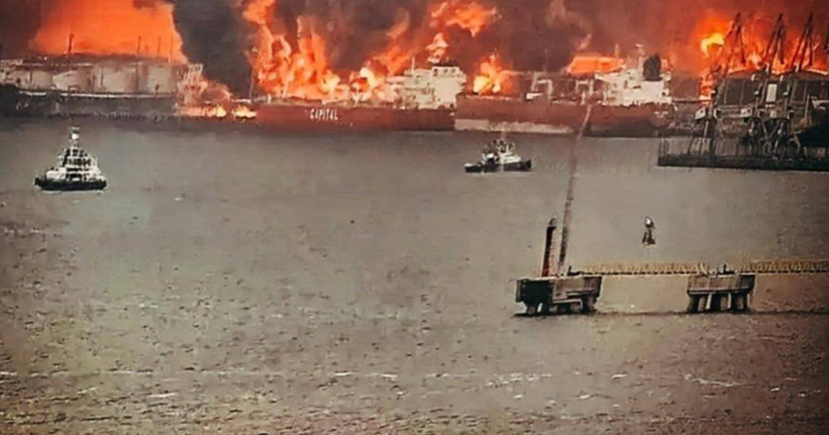 Ovako je izgledala ruska luka nakon najvećeg ukrajinskog napada dronovima ove godine