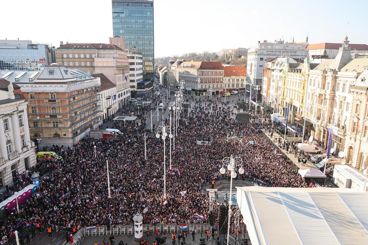 DOČEK RUKOMETAŠA