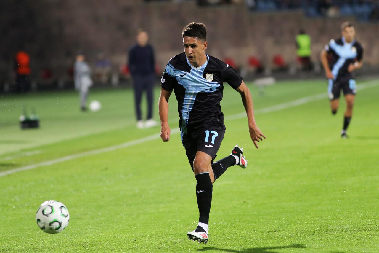 Luka Menalo
