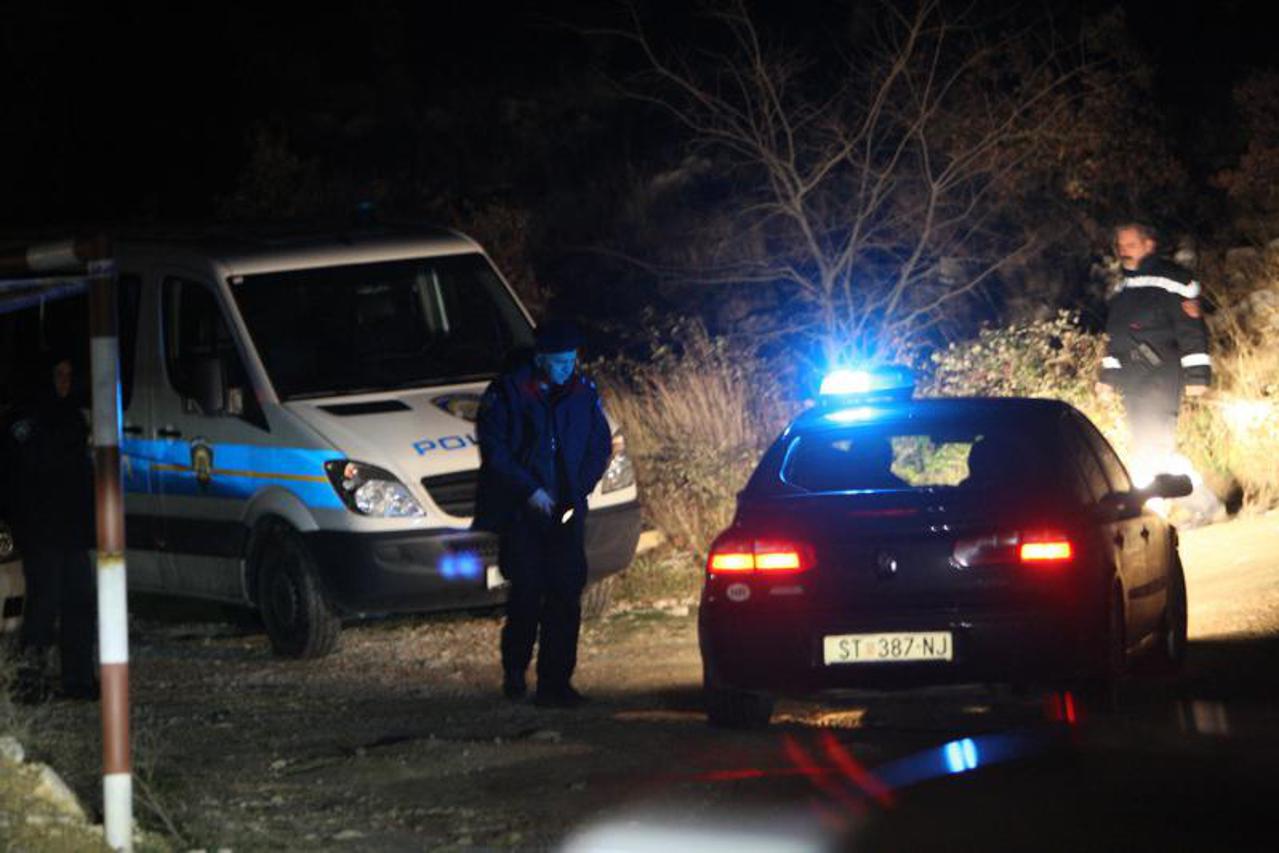 policija klis (1)
