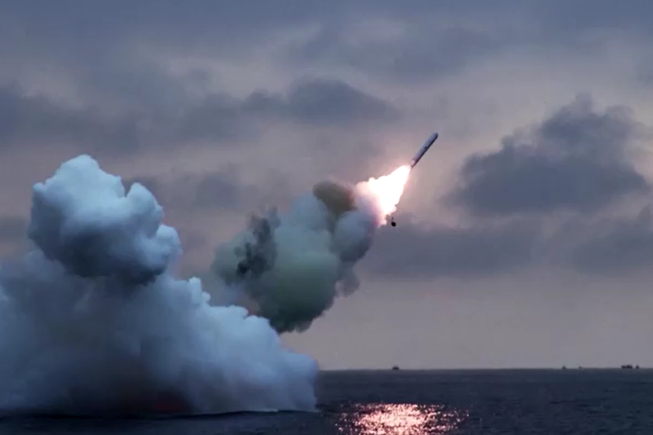 bomba, raketa