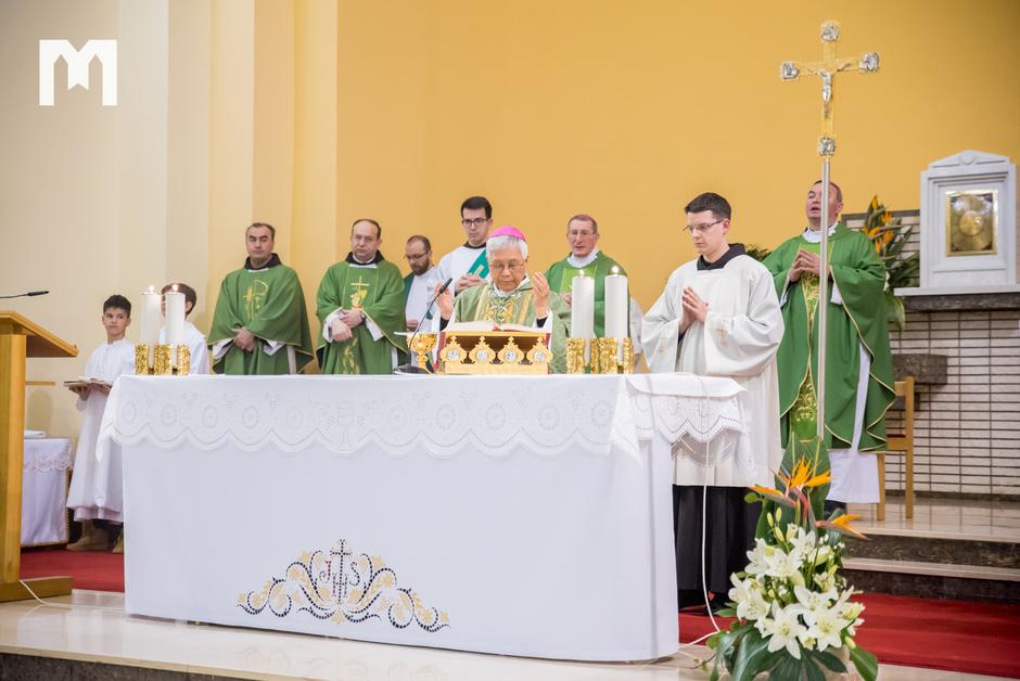 LAZZARO YOU HEUNG SIK