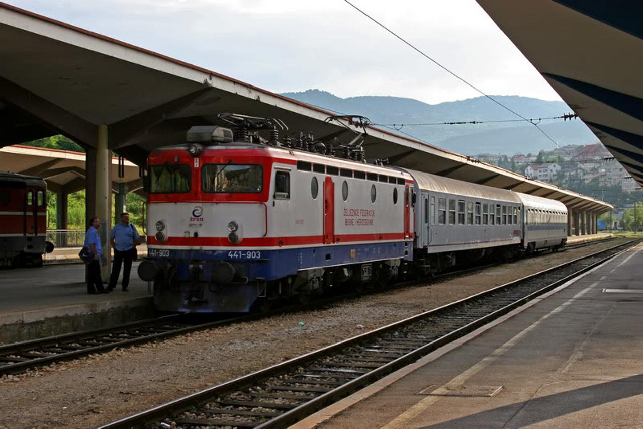 željeznička pruga