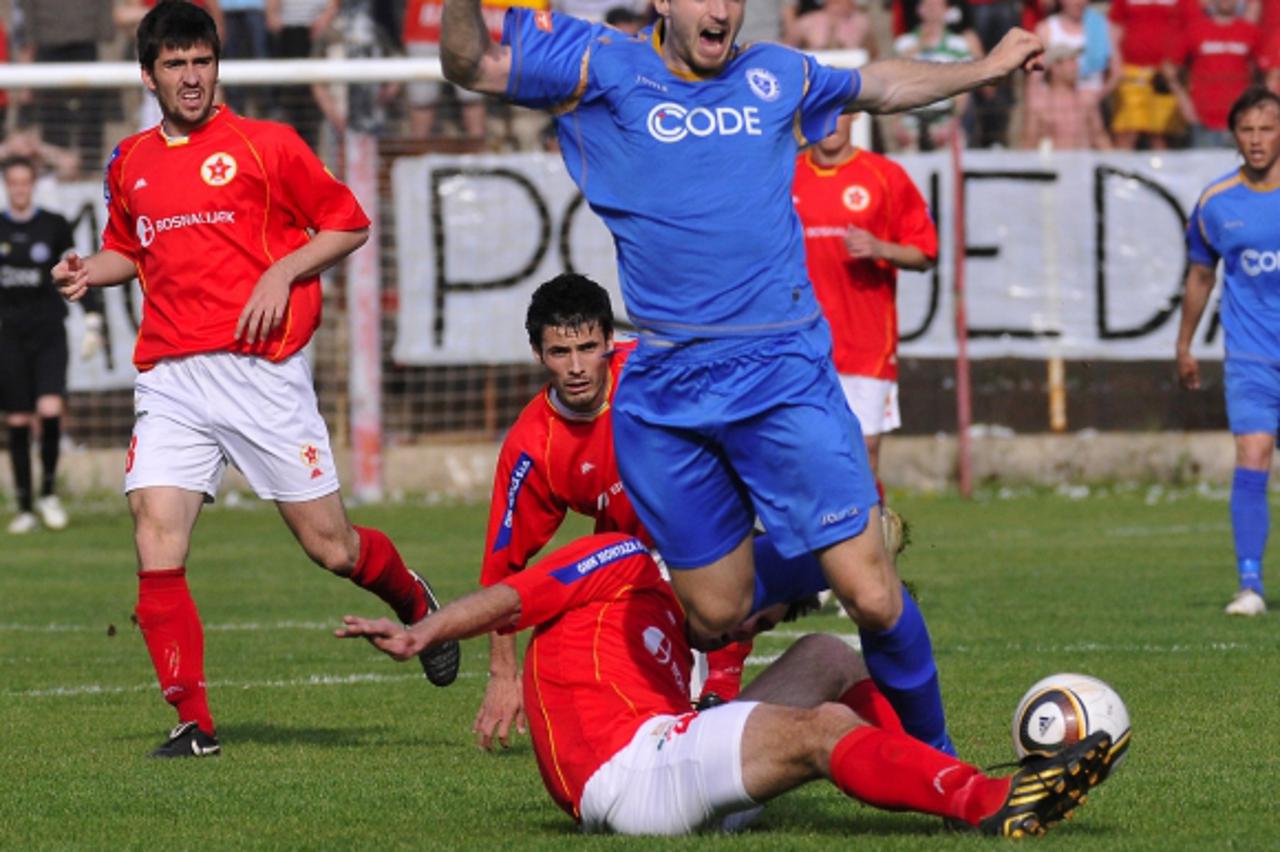 '01.05.2010., stadion Vrapcici, Mostar, BiH - Nogometna utakmica 26. kola Premijer Lige BiH izmedju F.K.Velez i F.K.Zeljeznicar.  Photo: Stojan Lasic/VLM'