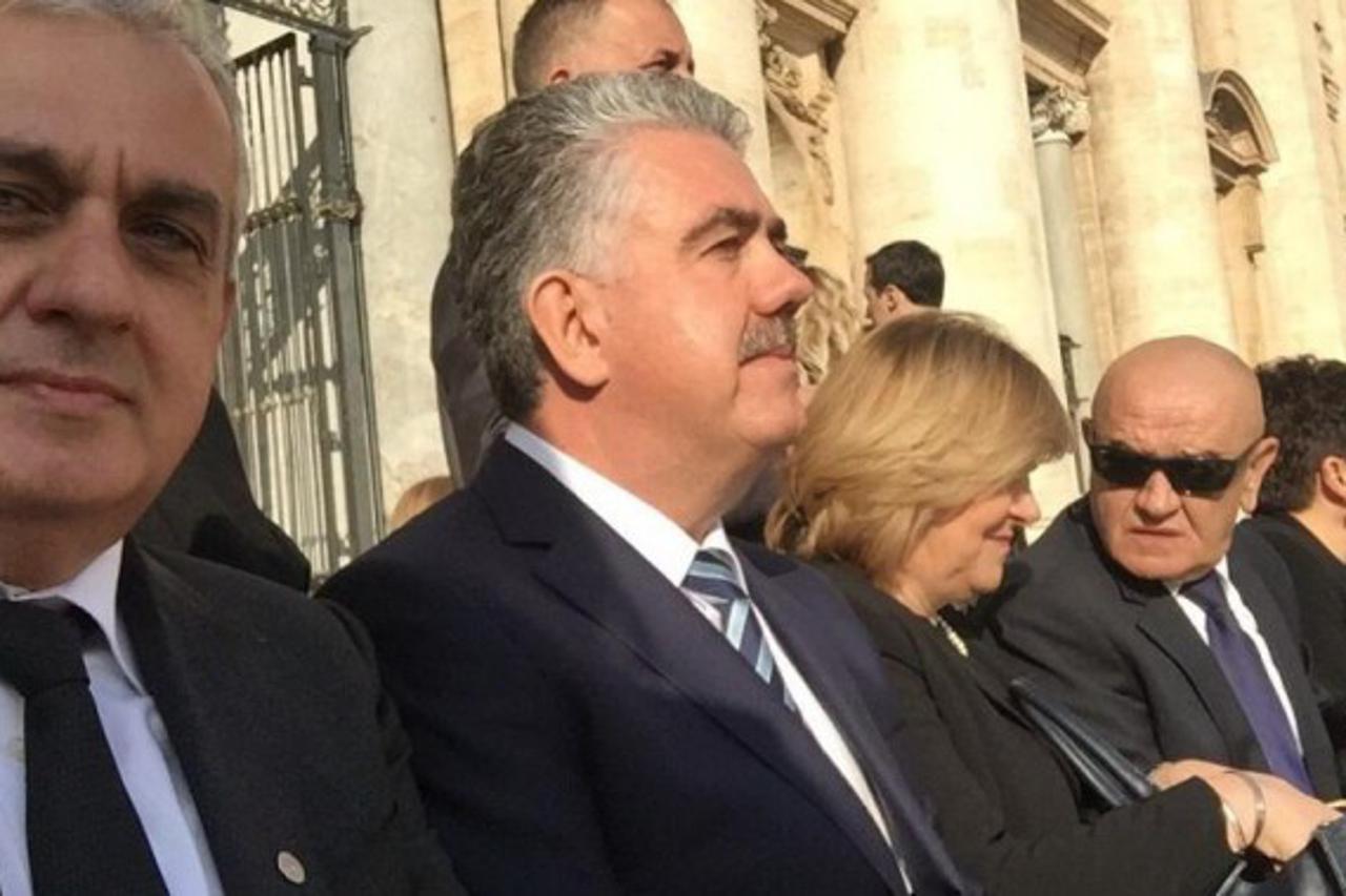 ljubo bešlić u vatikanu