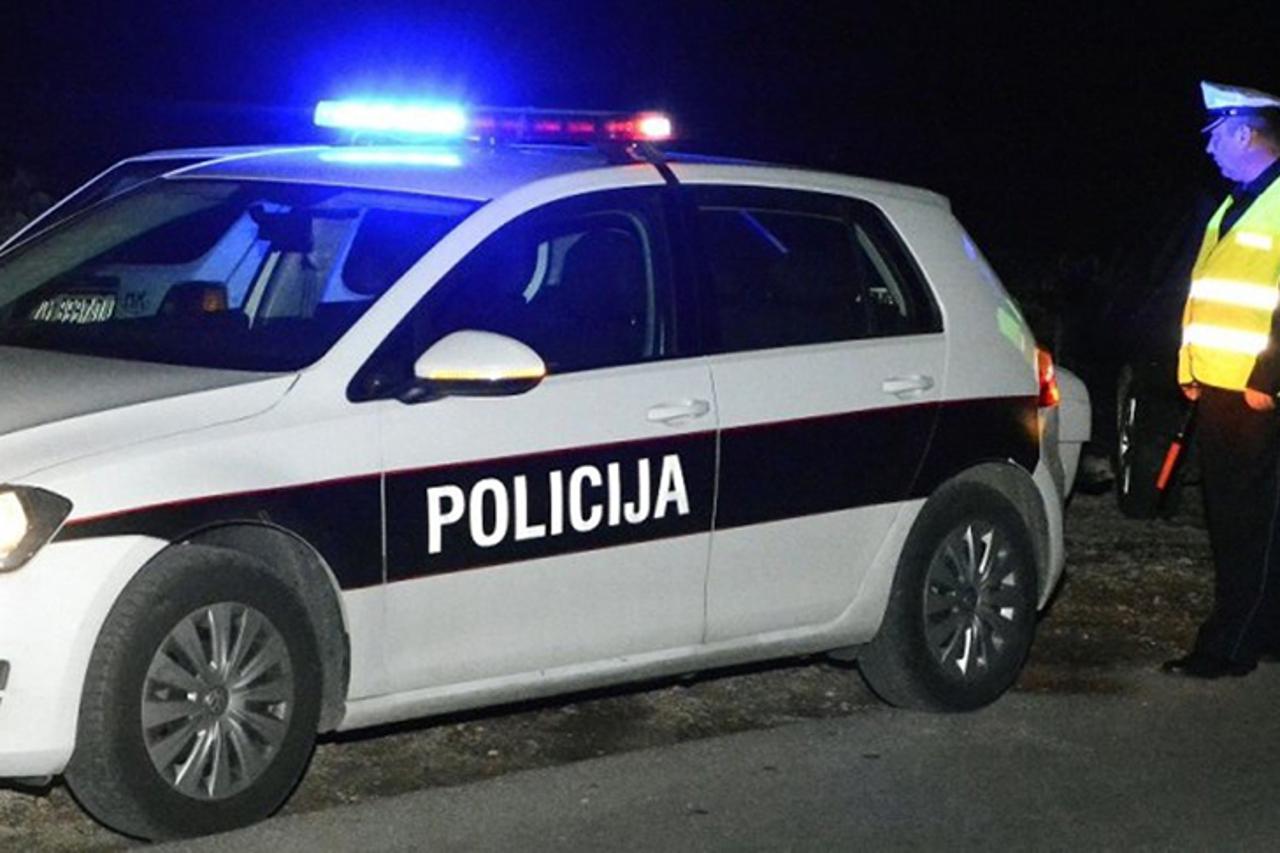 policija