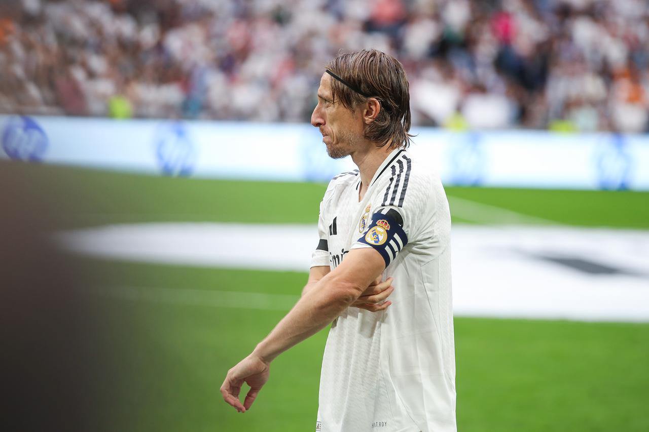 Oproštaj Modrić