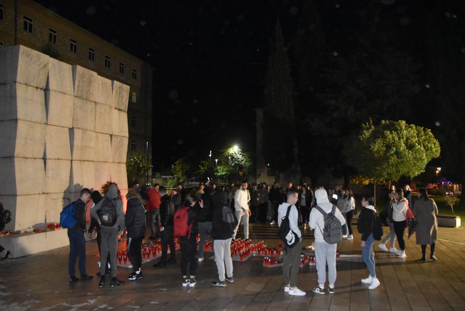 Grude uz Vukovar i Herceg Bosnu