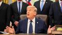 Obitelj Trump na kriptu zaradila milijarde, više od milijun ulagača izgubilo sve Obitelj Trump na kriptu zaradila milijarde, više od milijun ulagača izgubilo sve
