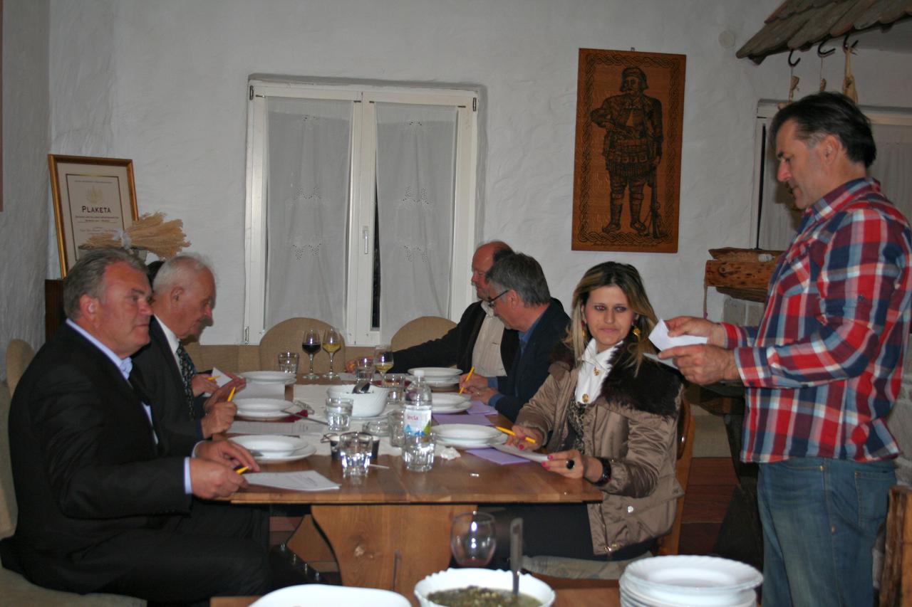 1rastika015_nnn_bih_02112015