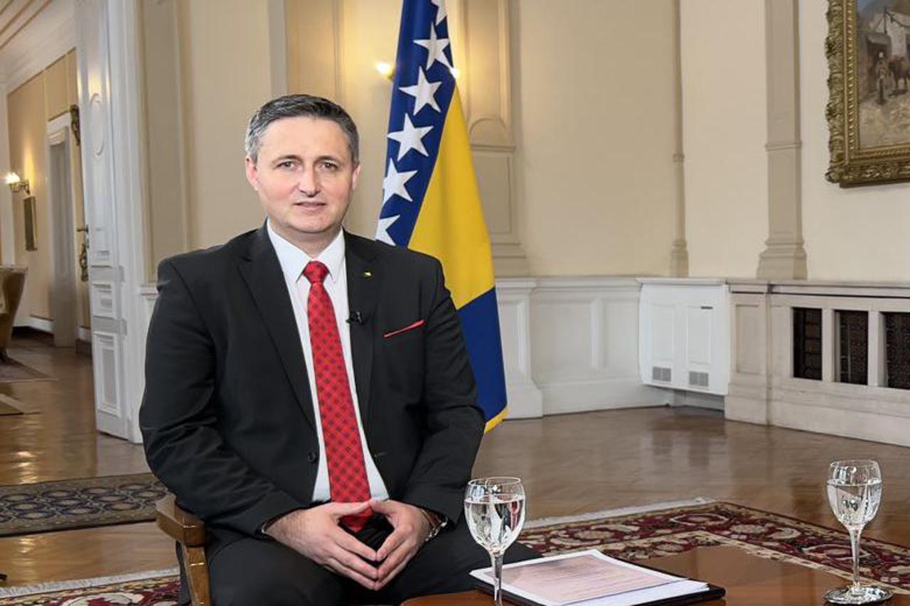 Denis Bećirović