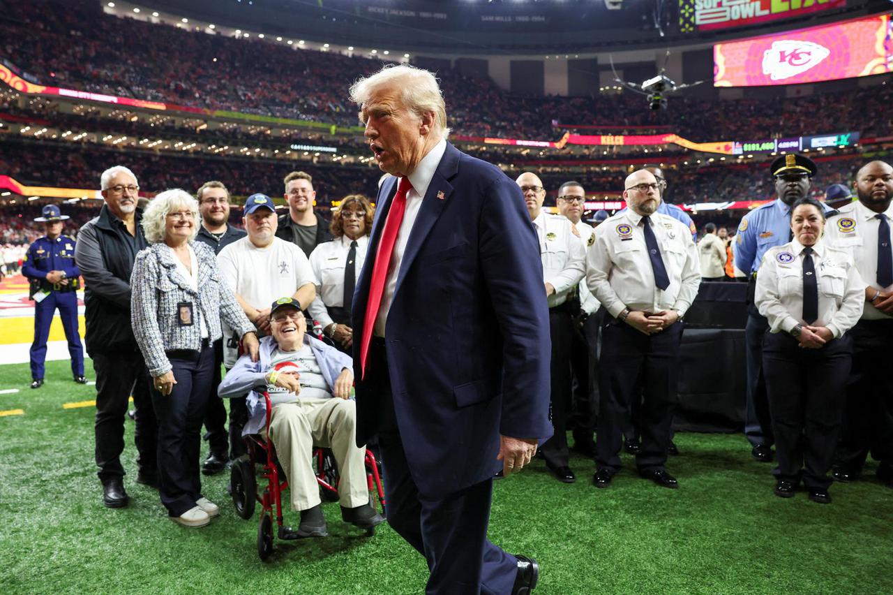 Donald Trump - Super Bowl
