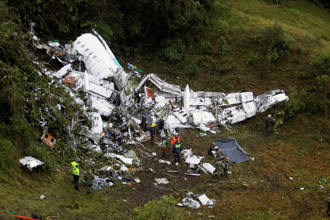 zrakoplovna nesreća