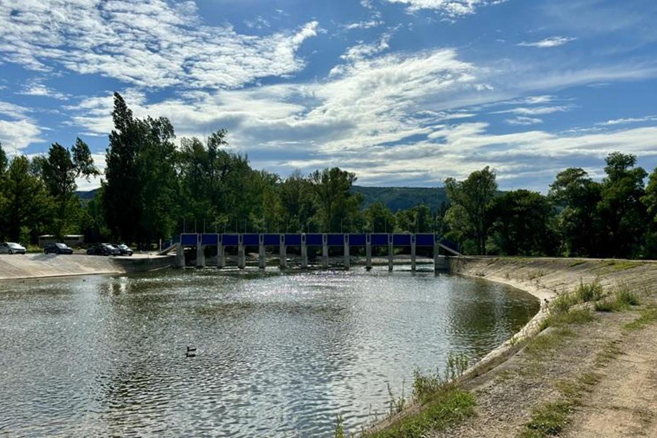 Buna, Bunica