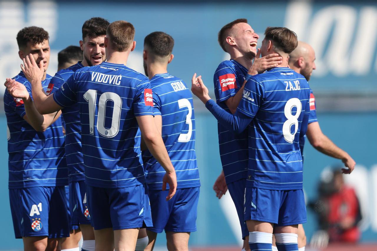 Dinamo slavio protiv Osijeka