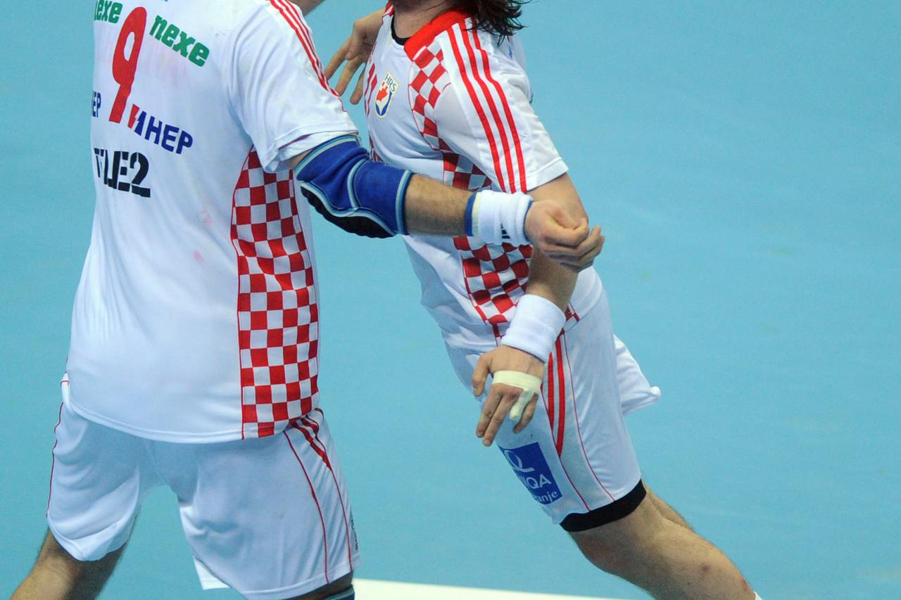 13.03.2011., Spaladium Arena, Split - Kvalifikacijska utakmica za Europsko prvenstvo u rukometu 2012., Hrvatska - Spanjolska. Igor Vori i Ivan Cupic.  Photo: Nino Strmotic/PIXSELL