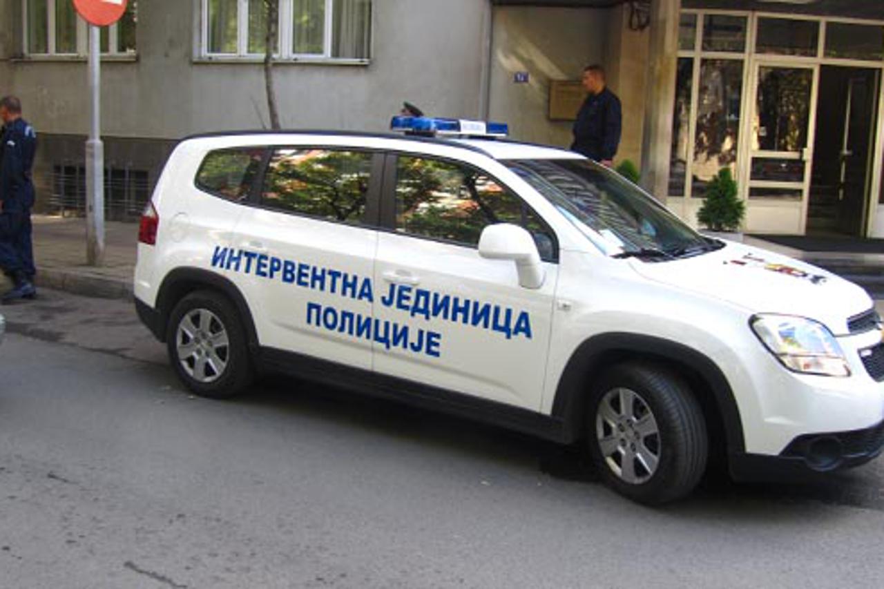 policija nis