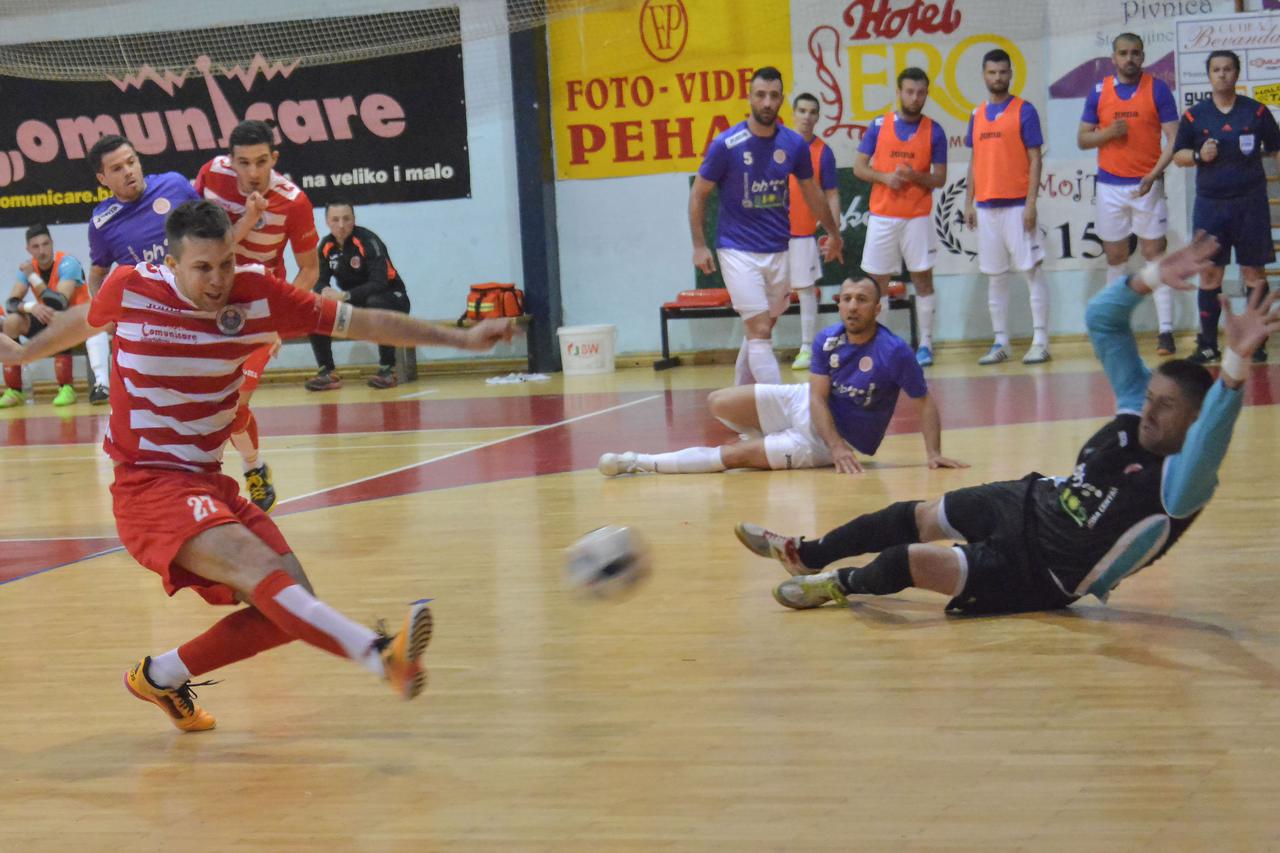 BiH,24.04.2016.Mostar , Dvorana Bijeli brijeg,  Finale  kup BiH  Zrinjski -Centar Sarajevo Photo:Stojan Lasic