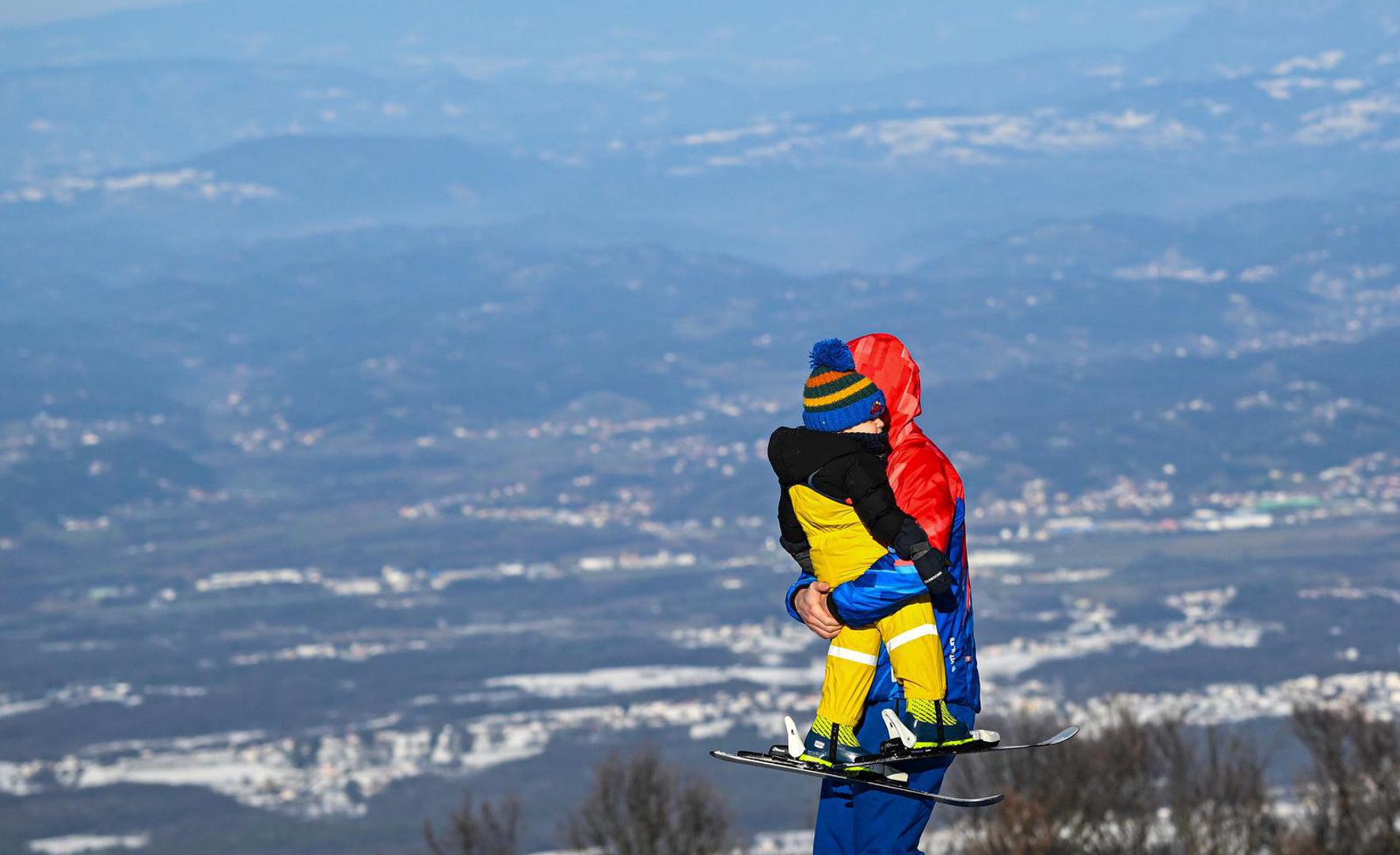 Danas diljem Hrvatske građani su na razne načine proslavili ulazak u Novu 2026. godinu. 