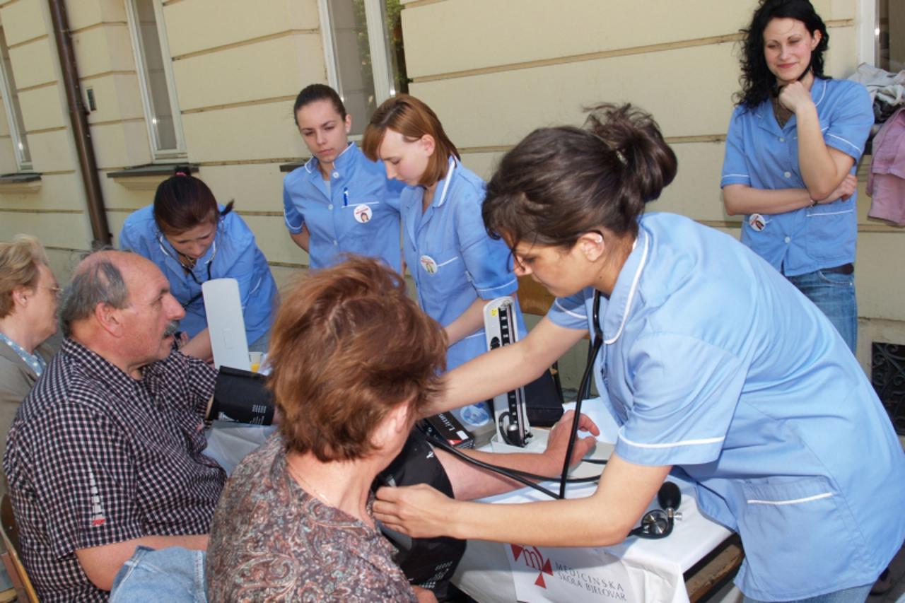 'podravina, bjelovar, sestre, 26.03.08. medicinske sestre snimio: Damir Spehar'