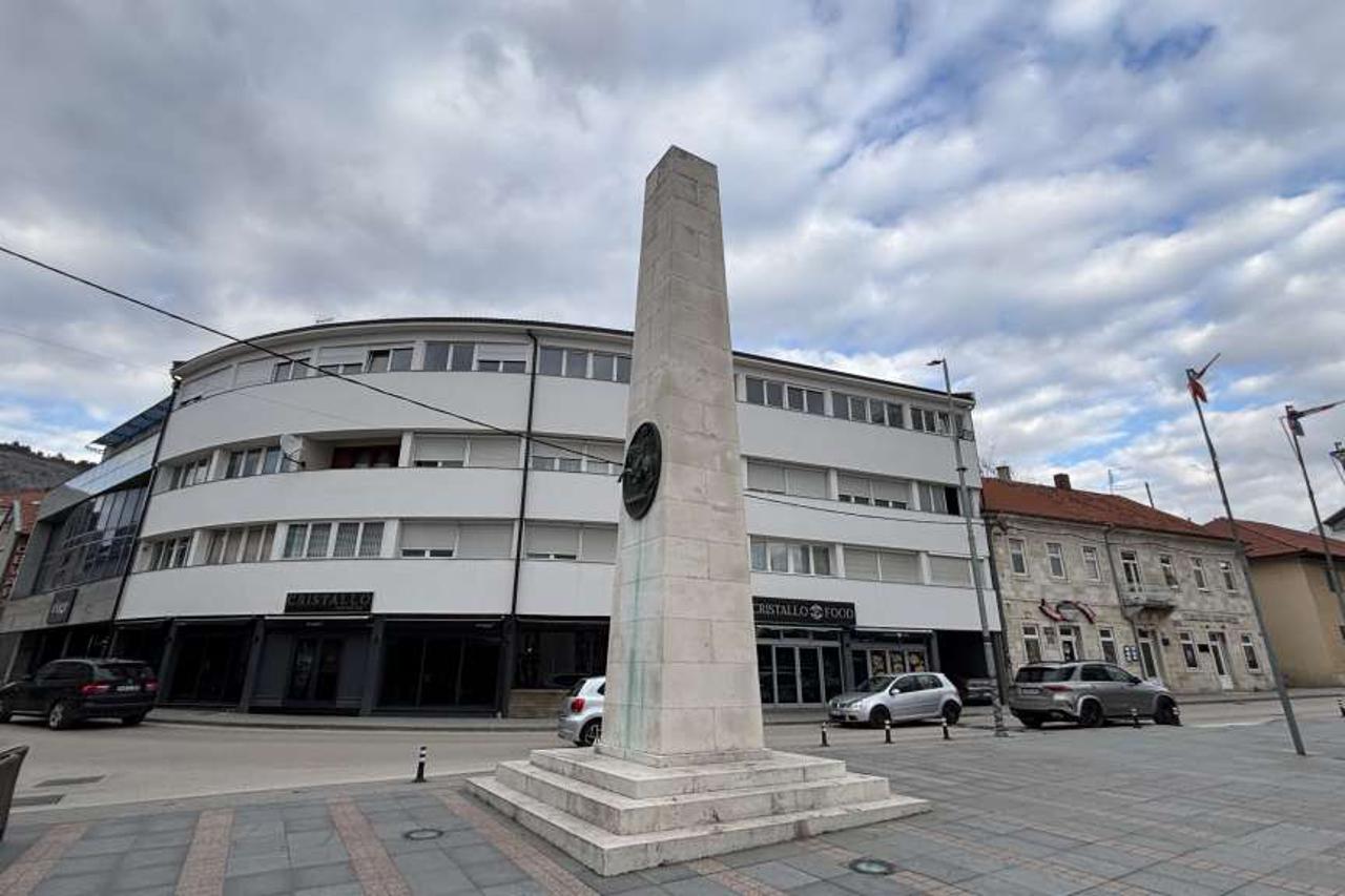 livno