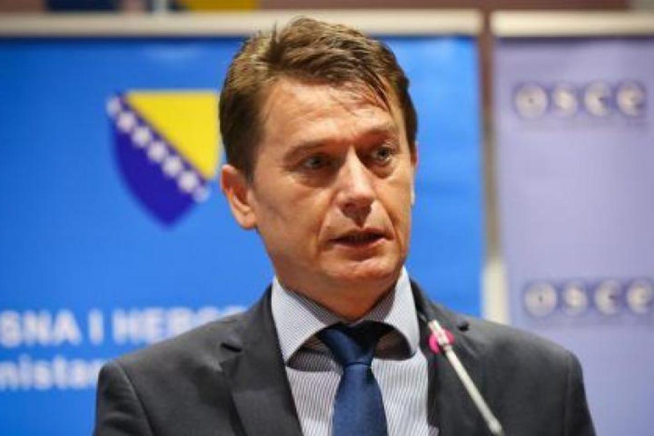 Krešić Žurnal je objavio lažne konstrukcije obavještajnog podzemlja