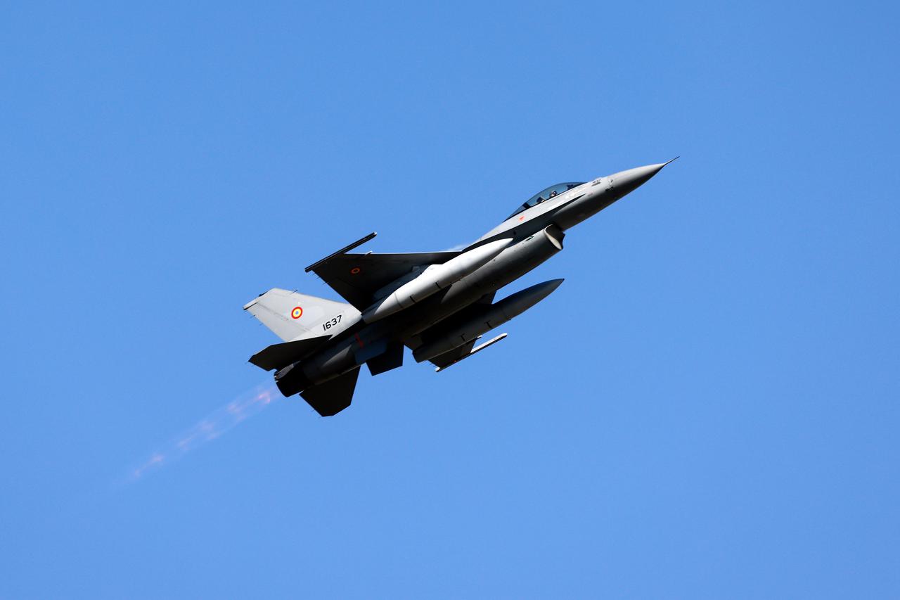 F-16 Fighting Falcon