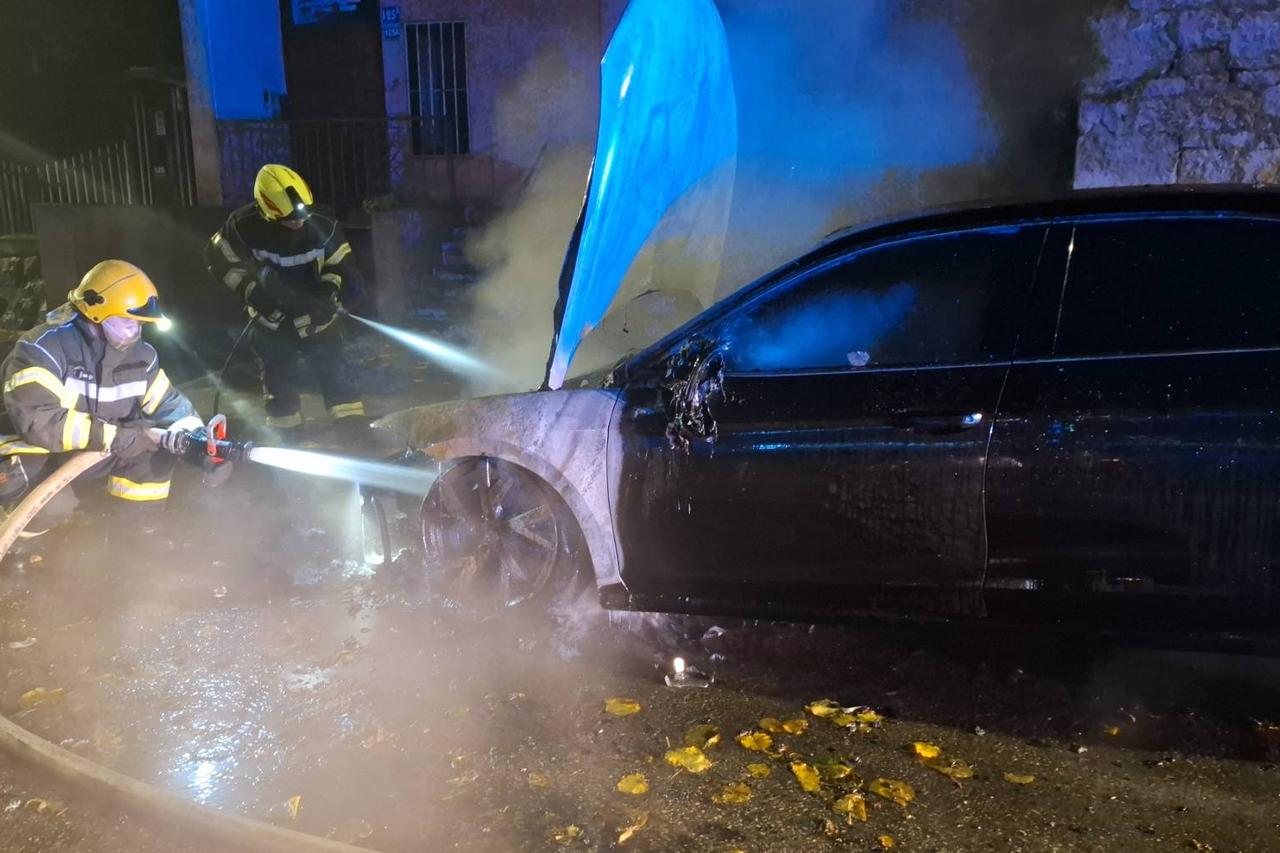 zapaljeno vozilo Kordić