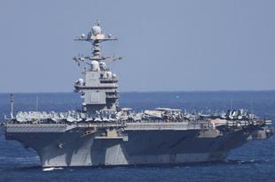 Najveći nosač zrakoplova na svijetu u velikim problemima, ‘spas’ traži u hrvatskoj luci