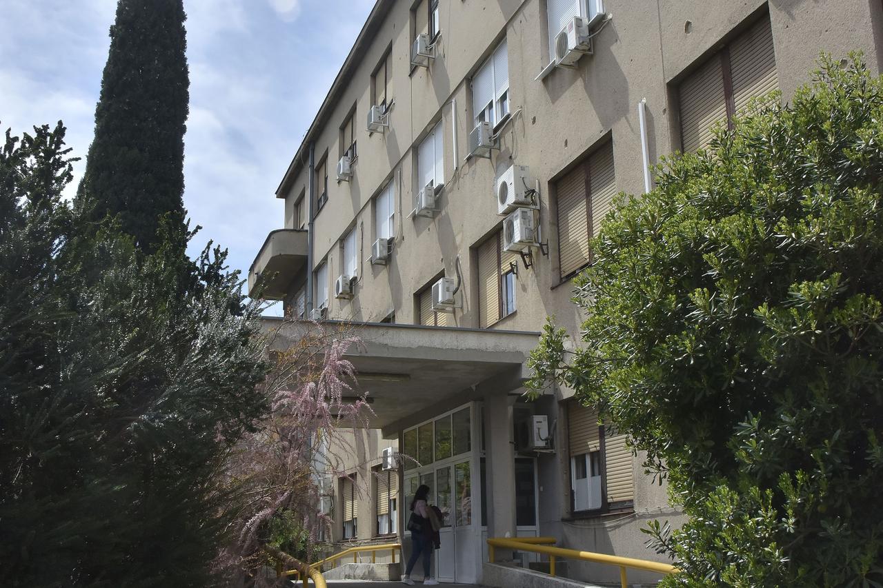 skb mostar - covid bolnica