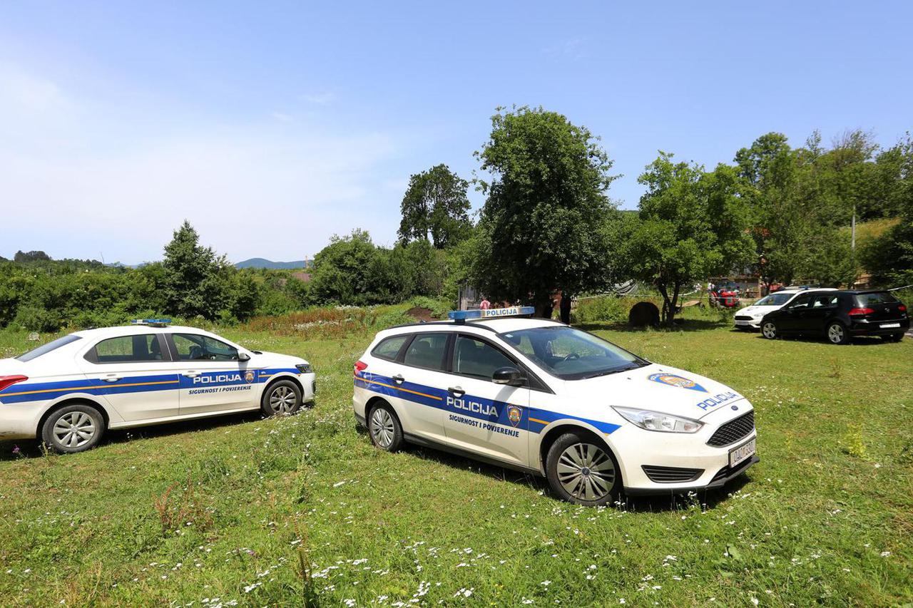 policija
