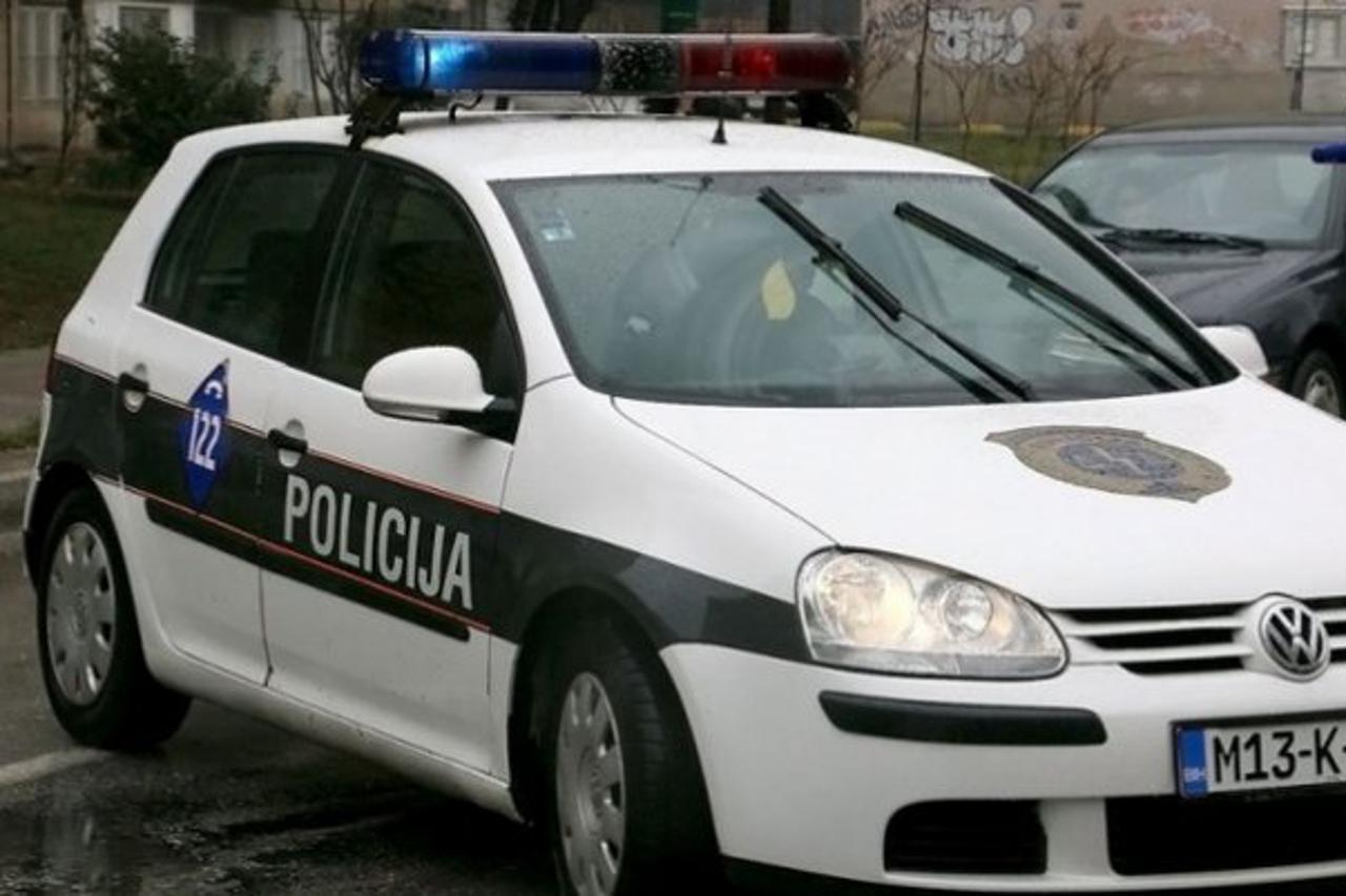 policija