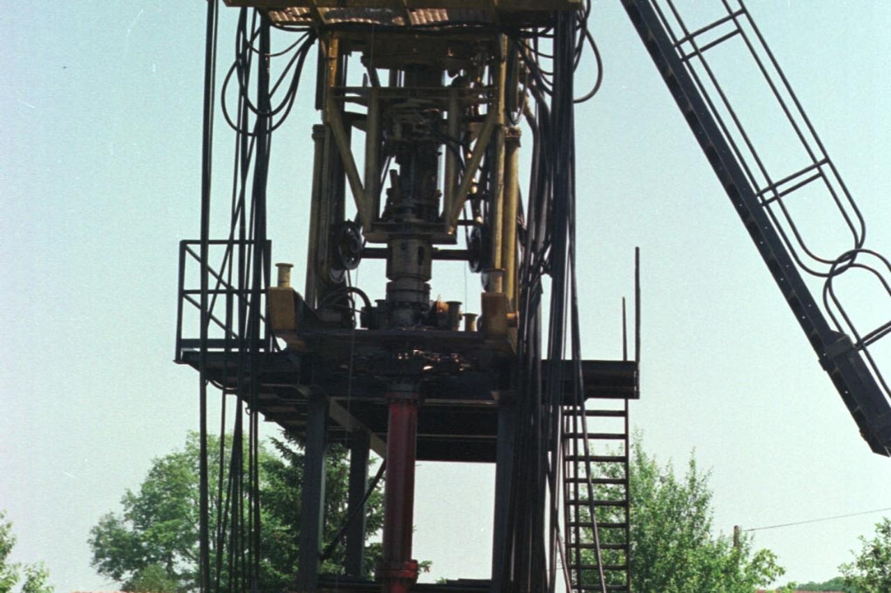 POKSIS FOTOREP BUSOTINA - STRUZEC SNIMIO ZLATKO PUTAR