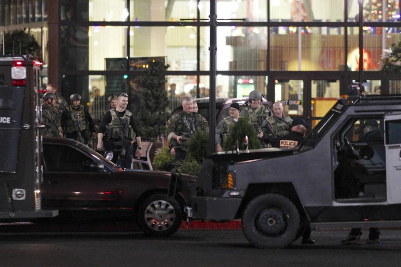 američka policija,pucnjava (1)