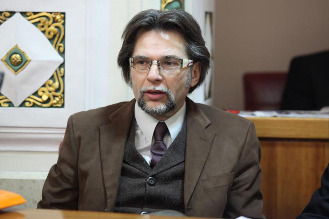 branko vukšić, portal