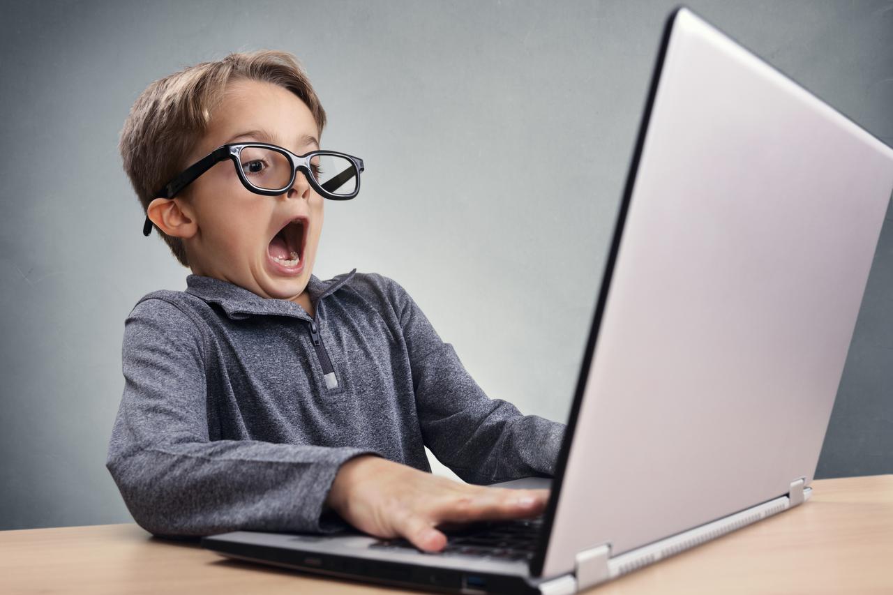 internet i maloljetnici, djeca na internetu
