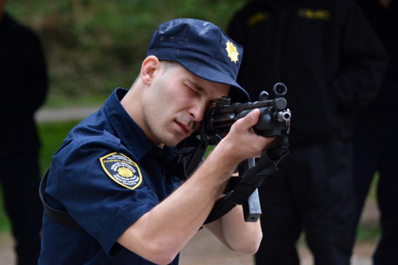 obuka policajci