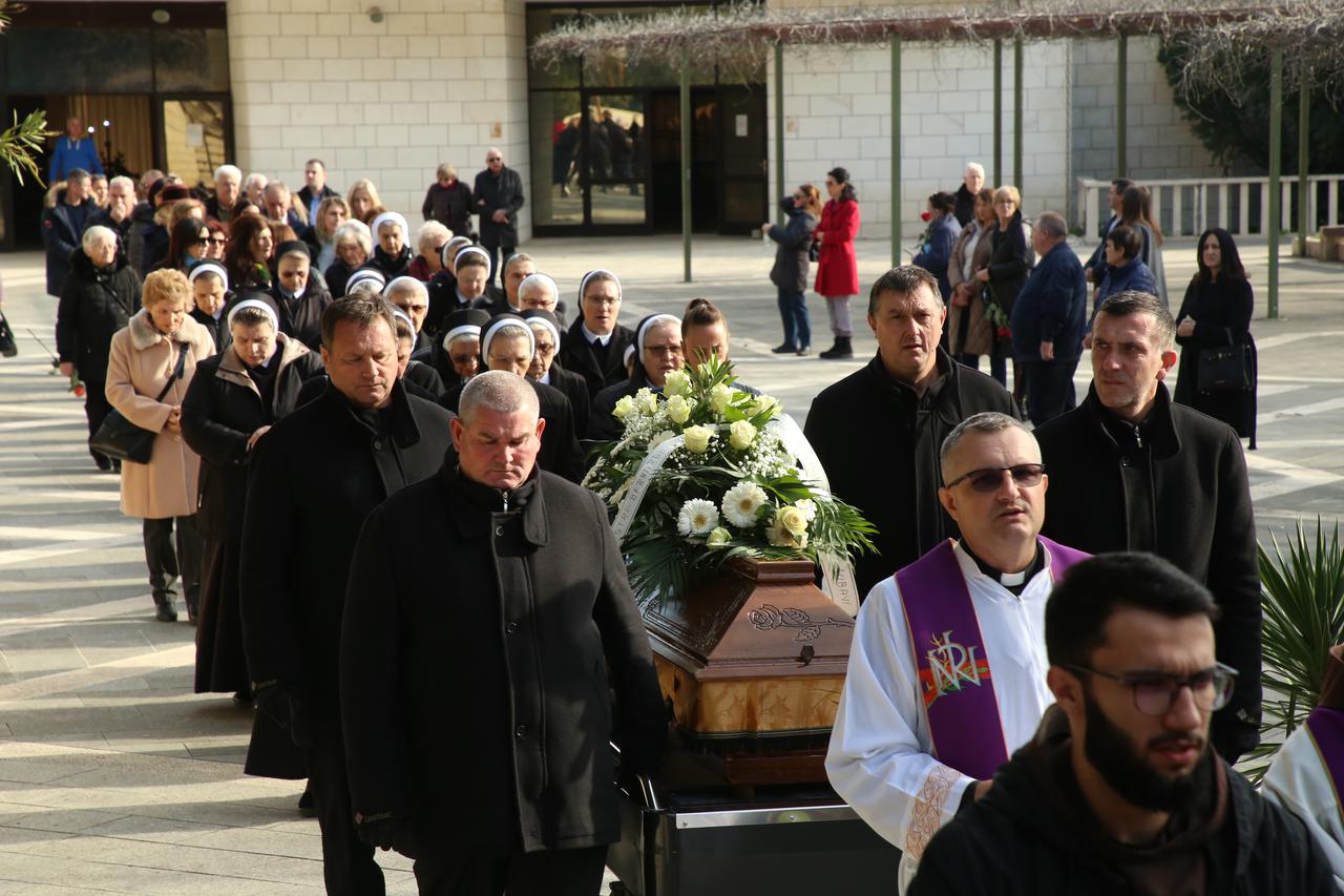 ispraćaj Ljubice Bernardice Kovač