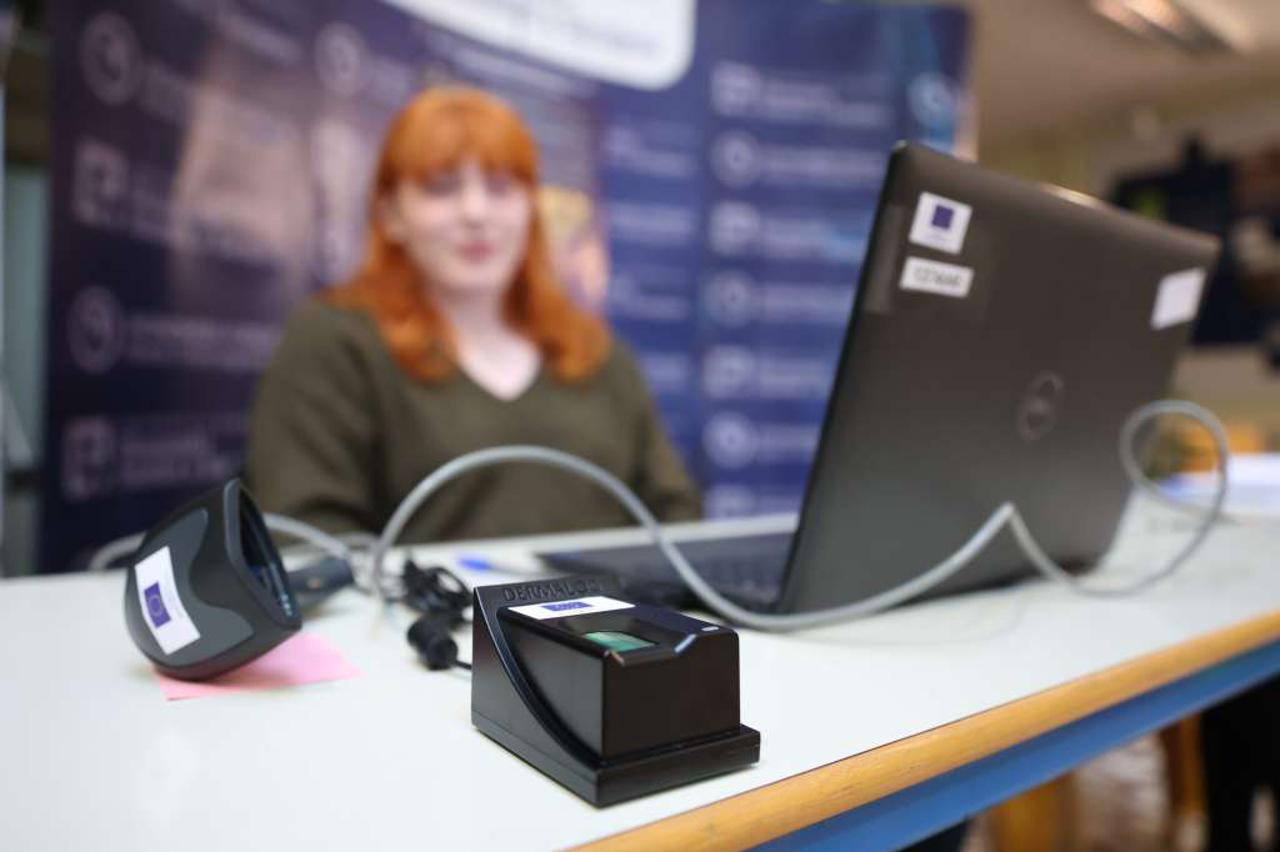 izbori u bih - nove tehnologije