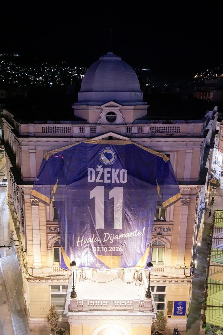 Džeko je već odradio posljednji trening kao kapetan i igrač BiH, a susret protiv Švedske u trećem kolu Lige nacija bit će emotivan završetak njegove reprezentativne karijere.
