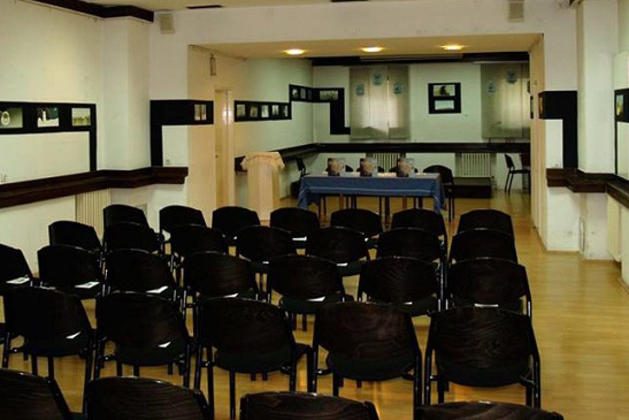 Franjevačka galerija Široki Brijeg